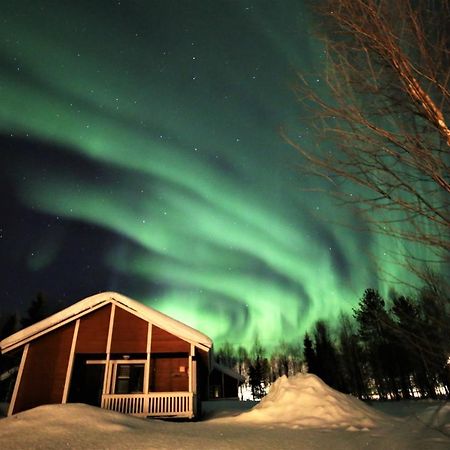 Seita Moekki, Aekaeslompolo Villa Exteriör bild