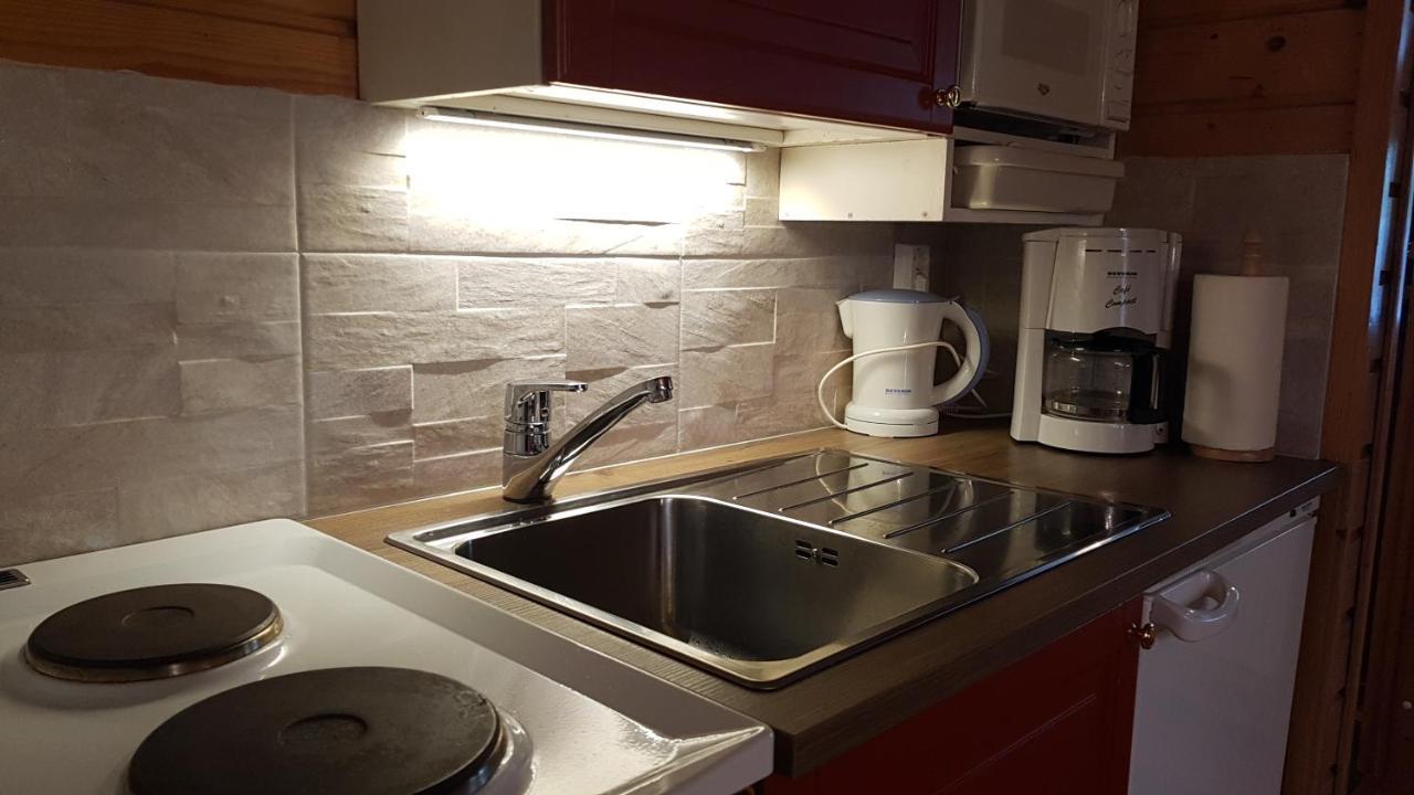 Seita Moekki, Aekaeslompolo Villa Exteriör bild