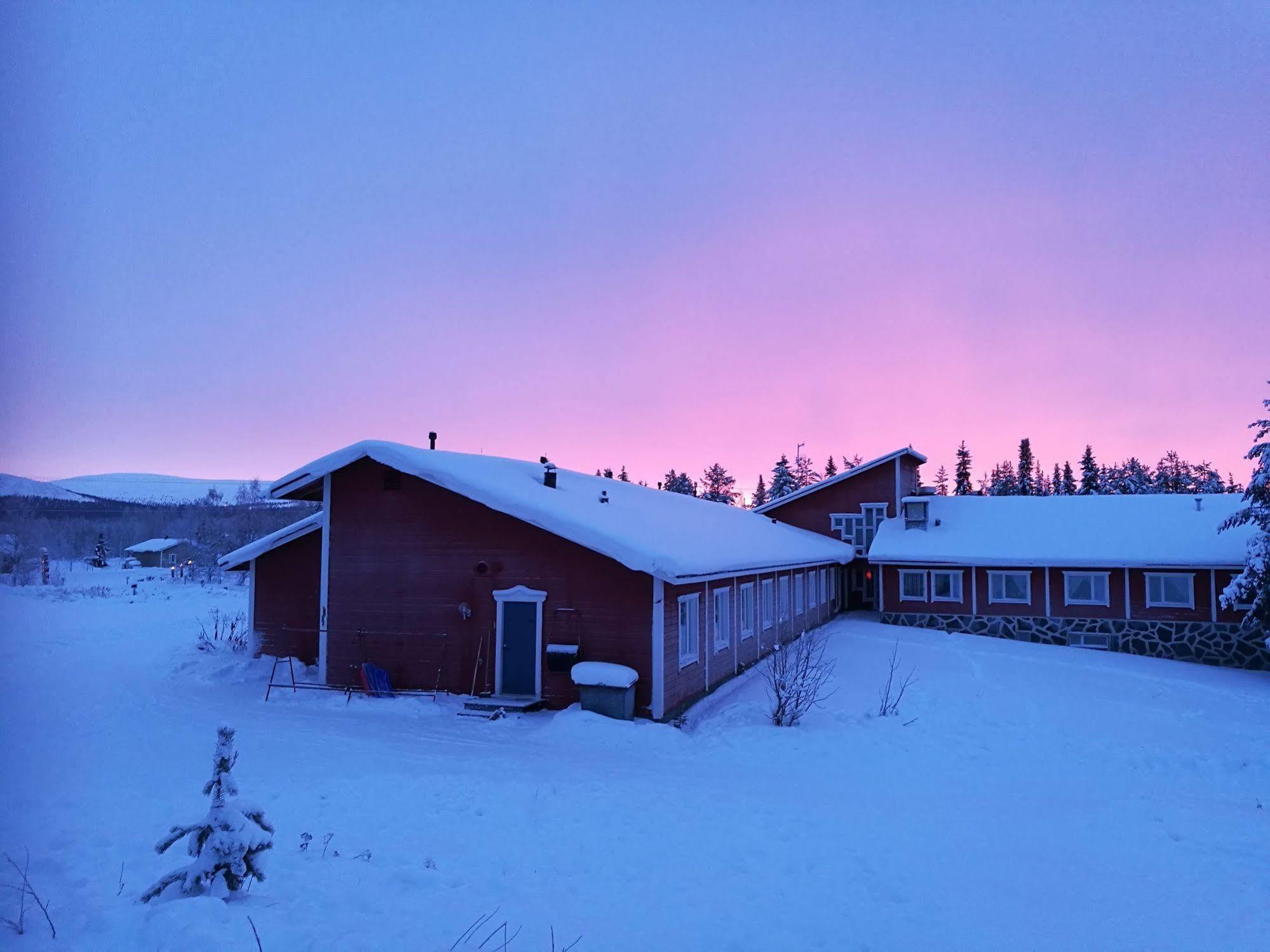 Seita Moekki, Aekaeslompolo Villa Exteriör bild
